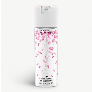 Mac Cherry boom boom bloom fix plus